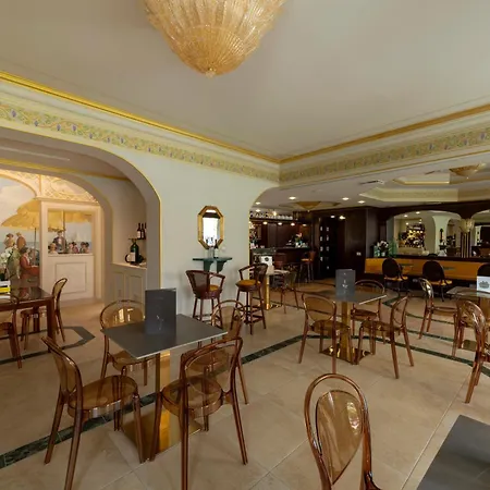 Hotel Hannover 4*