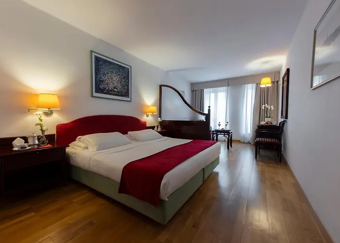 汉诺威酒店 4* 格拉多