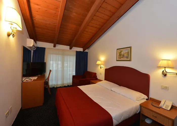 Hannover Szálloda Grado